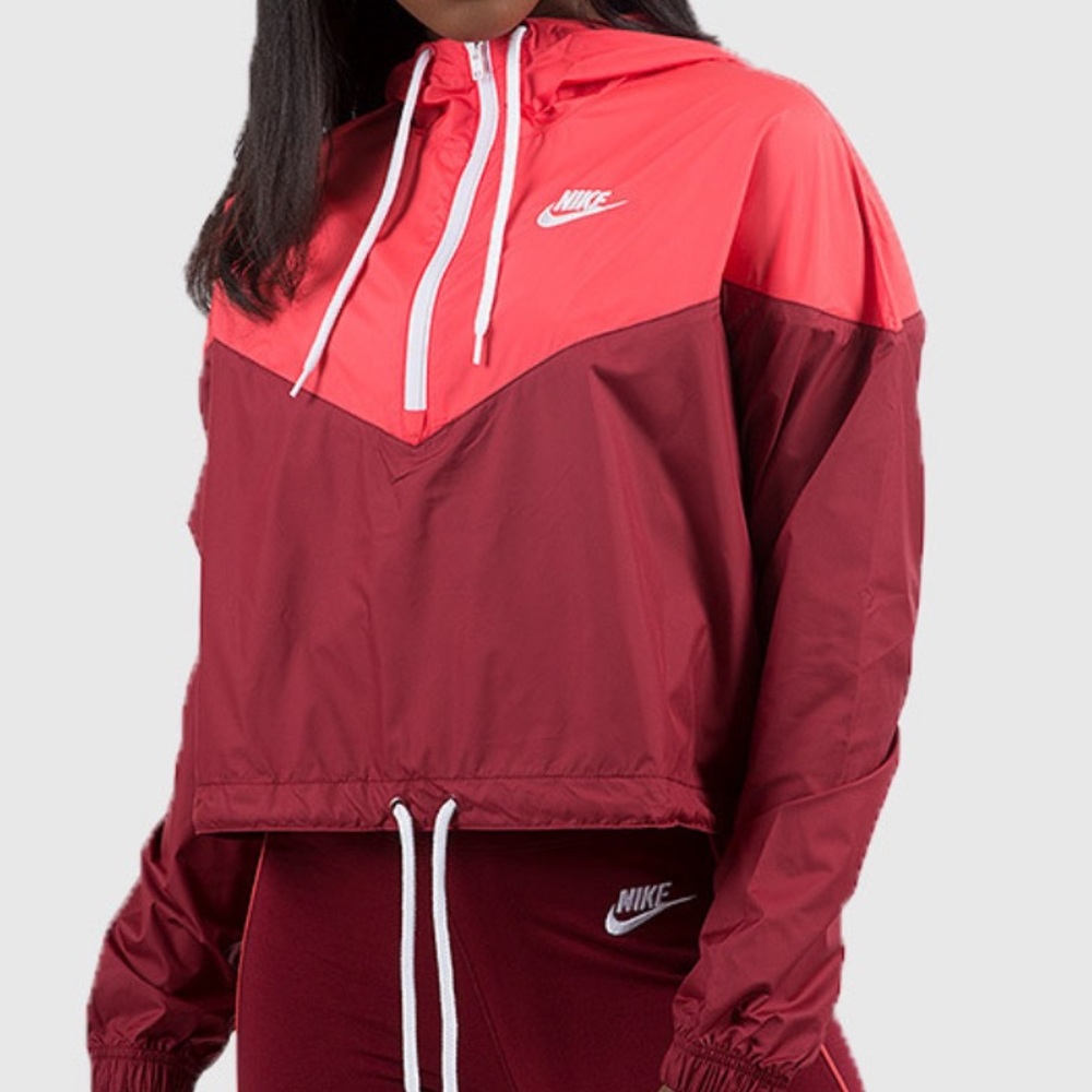 NEW NIKE windbreaker *SOLD OUT